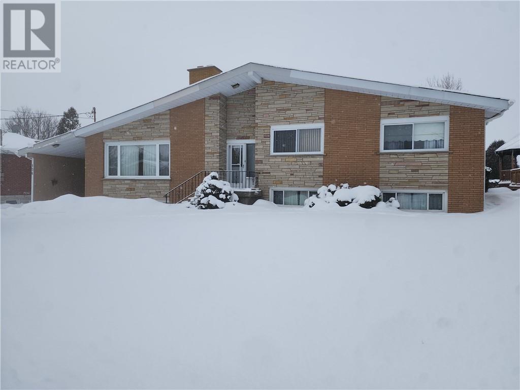 156 Strathmere, Sudbury, Ontario