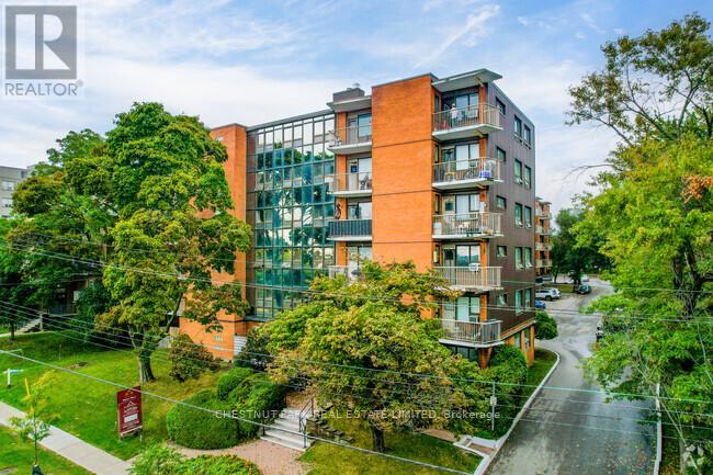 203 - 1749 VICTORIA PARK AVENUE, Toronto (Wexford-Maryvale), Ontario